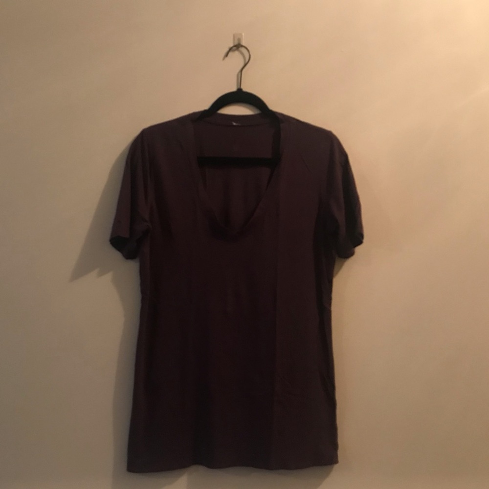 Lululemon V-Neck T, size 12, Plum